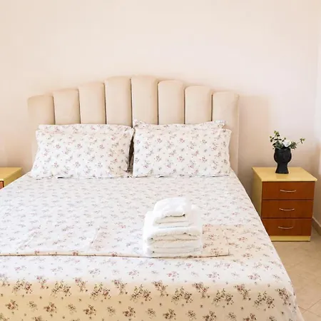 Rama Apartamento Sarandë